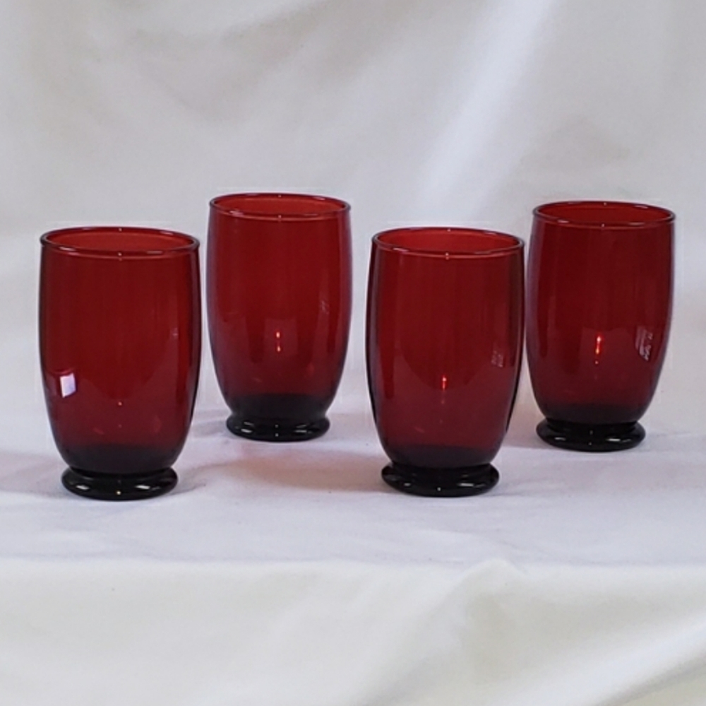 VINTAGE! Set of 4 Ruby Red Glasses